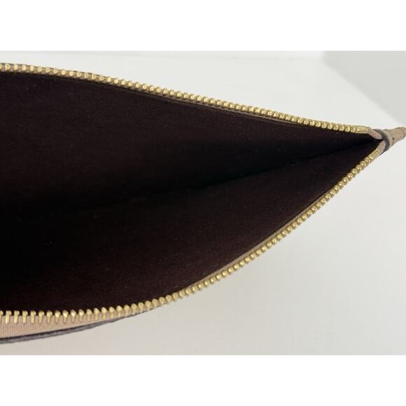 Louis Vuitton Empreinte Monogram Giant Neverfull MM Tourterelle - Picture 16 of 16